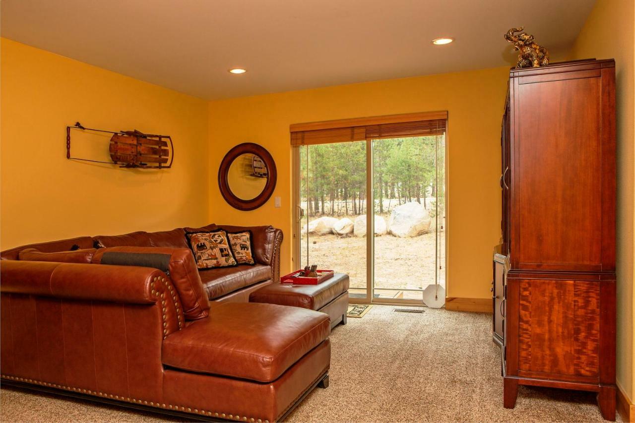 5-Star Luxury Tahoe Cabin! Great Location! Pool Table!Darts! Poker! Ping Pong! Games! South Lake Tahoe Exterior foto